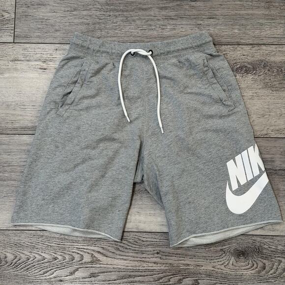 Nike Club Alumni Shorts Mens Small Gray Futura Logo Drawstring Cotton gym sweat - Picture 1 of 8